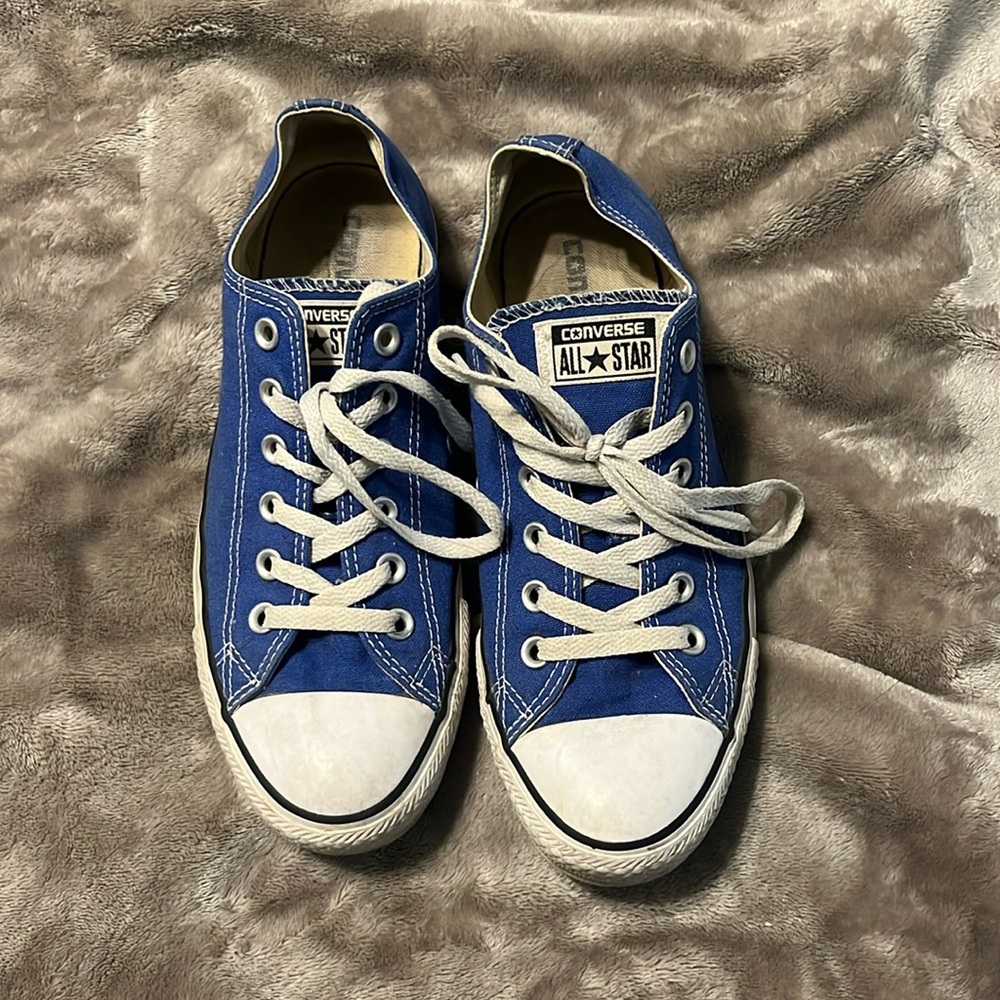 Royal Blue Converse (women 9//men 7)